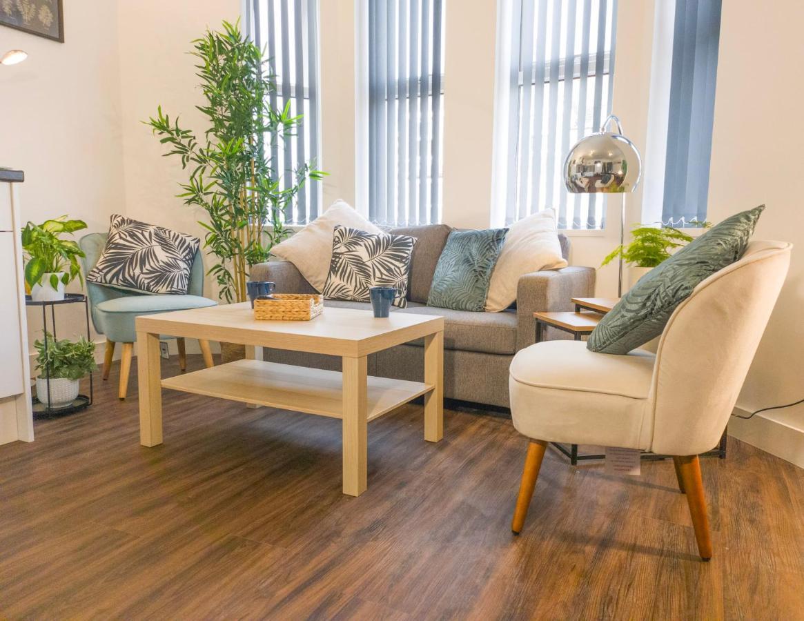 Principality Suites; Three Bed By Property Promise Cardiff Kültér fotó