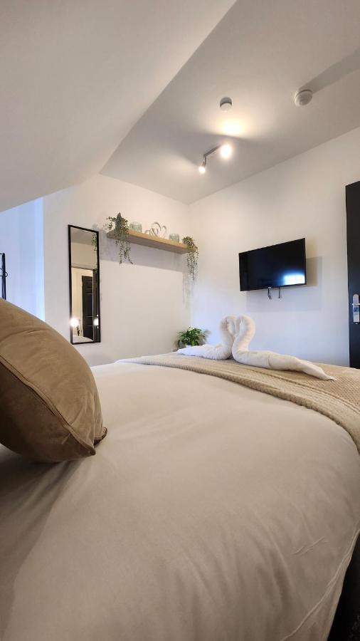 Principality Suites; Three Bed By Property Promise Cardiff Kültér fotó