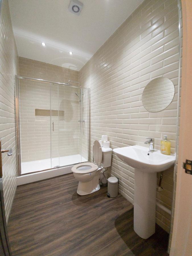 Principality Suites; Three Bed By Property Promise Cardiff Kültér fotó